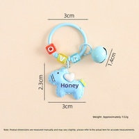 Nouveau porte-clés pendentif poney de dessin animé, breloque clochette colorée, accessoire créatif polyvalent, décoration suspendue en résine plastique, hiver