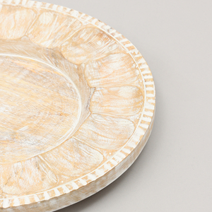 Piatto Decorativo in Legno Bianco da 13 Pollici, Artigianale, per Decorazione Tavola - Product Image 3
