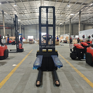 รถยกไฟฟ้าแบบยืนขับ 1.6T 2.0T พร้อมเสายกสูงและมอเตอร์แบบไร้แปรงถ่าน เหมาะสำหรับการขนถ่ายสินค้าในคลังสินค้าทางเดินแคบ - Product Image 3