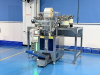 Machine de comptage, remplissage, scellage et emballage à 5 vibro-bacs pour rondelles en plastique, joints toriques en caoutchouc et joints d'étanchéité