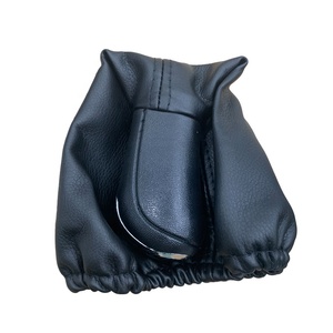 Gaitor de cuero para <span class=keywords><strong>Mercedes</strong></span> Benz <span class=keywords><strong>Clase</strong></span> C W202 W208 <span class=keywords><strong>Clase</strong></span> E W210 W203 S203 W245 <span class=keywords><strong>W169</strong></span> 2004-2012 W168 cubierta de perilla de cambio de marchas de coche - Product Image 3