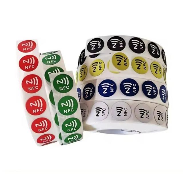 13.56MHz NFC Sticker Waterproof/Weatherproof NTAG213/215/216 Chip NFC Tag RFID Label for Social Media Link Sharing & Payment
