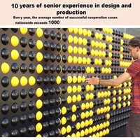 Jeux interactifs de mur de pixels, équipement de salle sensorielle, panneau de rotation de balles pour aire de jeux intérieure et centre commercial