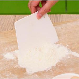 <b>Plastic</b> Dough <b>Scraper</b> White Trapezoidal Baking Tool For Bakery Use - Product Image 3