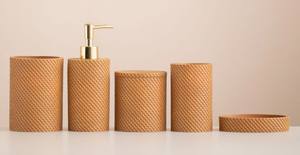 Juego de accesorios de baño de resina para decoración del hogar, accesorios modernos para baño y hotel - Product Image 5