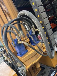 クローラーディーゼルタイプ<span class=keywords><strong>200m</strong></span>深油圧DTH水井戸掘削リグボアホールドリル用 - Product Image 5