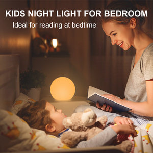 Sfera Luminosa <span class=keywords><strong>LED</strong></span> Ricaricabile 20cm Bianca per Uso Interno ed Esterno 16 Colori RGB Cambio Colore Dimmerabile IP65 Telecomando 8-12 Ore - Product Image 3