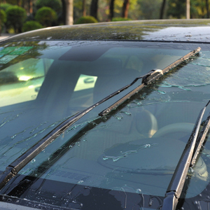 LHD ve RHD evrensel U kanca araba sileceği bıçakları 14 "16" 17 "18" 19 "20" 21 "22" 24 "26" doğal kauçuk şerit cam silecekleri - Product Image 6