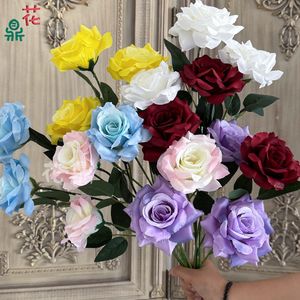 Rose artificielle Hua Ding à branche unique, fleur en soie, décoration de mariage, technique de teinture artisanale - Product Image 1
