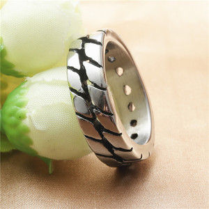 <b>Titanium</b> Steel Tire Pattern <b>Ring</b> Retro Silver Unisex Fashion Jewelry Gift - Product Image 3