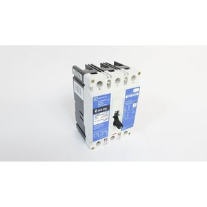 Interruptor de Circuito Eaton HFD3015, 15A, 3 Polos, 600VAC, Tipo Estándar, Montaje Atornillado - Product Image 1