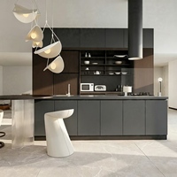 Meubles de cuisine minimalistes en bois gris bicolore, îlot de cuisine sur mesure pour la décoration intérieure de maisons modernes, fabriqué en Chine