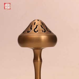 Brûleur d'encens Tongpu Craftsman en bois de santal et bambou, brûleur d'encens d'intérieur en cuivre pur pour la maison, bois de santal et bois d'agar - Product Image 3