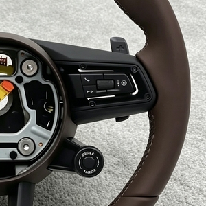 Volant en cuir pour <span class=keywords><strong>Porsche</strong></span> 958 982 718 Cayman Boxster Panamera 911 991 997 970 GT Macan Cayenne <span class=keywords><strong>Taycan</strong></span> - Product Image 6