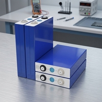 Cellule de batterie prismatique Lifepo4 Starmax haute sécurité EV 3.2V 105ah pour les systèmes de charge de flottes de véhicules électriques commerciaux