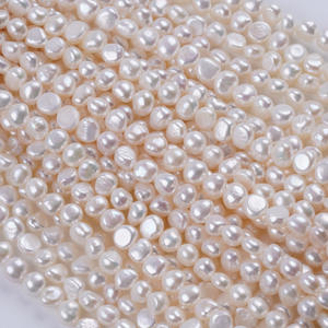 Bijoux en perles d'eau douce blanches de forme baroque Keshi, 18 cm, 7-8 mm, bande courte, côté brillant double face, avec trou - Product Image 3