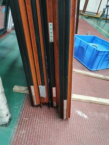 Persianas plegables directas de China, persianas y persianas de aluminio, puertas plegables BI para uso en patios - Product Image 4