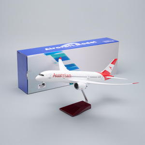 Modelo de Avión <span class=keywords><strong>Boeing</strong></span> <span class=keywords><strong>787</strong></span> Austriaco de 43 cm con Luces LED, Avión de Metal Fundido a Presión, Regalo de Aviación para Decoración de Escritorio - Product Image 2