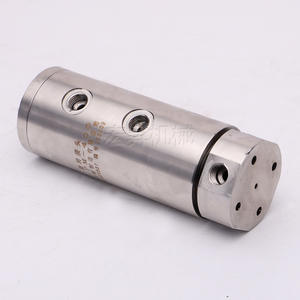 Junta Rotatoria Hedt de Acero Inoxidable HEDT 04 con Conexión Roscada para Maquinaria de Ingeniería - Product Image 1