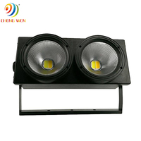 Lumières de scène professionnelles 2*100W 2 yeux COB LED Blinder Light Blanc chaud et blanc avec effets stroboscopiques pour scène Disco Show etc.