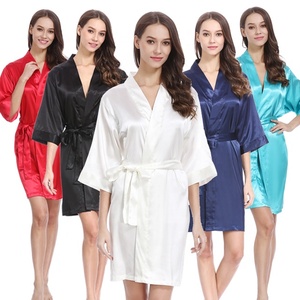 Vestaglie in Raso Personalizzate per Donne, Vendita all'Ingrosso in Vari Colori - Product Image 3
