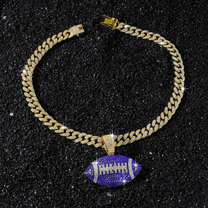 Collar con Colgante de Rugby Geométrico en Aleación Chapada en Oro Estilo Hiphop, Color Azul Oscuro, Personalizado para Hombre, Venta al Por Mayor de Joyería - Product Image 4