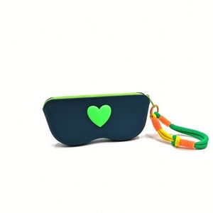 Silicone Storage Bag, Heart-shaped Silicone <b>Glasses</b> <b>Case</b>, Portable Sunglasses Storage Bag, Silicone <b>Glasses</b> <b>Case</b>. - Product Image 4