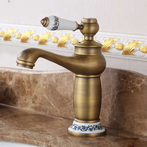 Grifo de porcelana estilo europeo para baño, acabado blanco horneado, chapado al vacío en titanio, para lavabo de encimera, agua fría y caliente, un solo orificio - Product Image 3