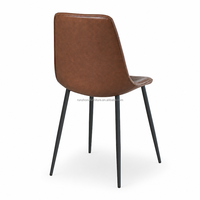 Chaise de salle à manger moderne en cuir matelassé avec dossier incurvé et pieds en métal noir - Chaise d'appoint ergonomique résistante aux taches pour la maison