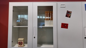 <span class=keywords><strong>ตู้</strong></span>เก็บเอกสารเหล็กขนาดใหญ่ 4 ประตูบานเปิดคู่ กระจกใส พร้อมกุญแจล็อค ป้องกันไฟไหม้ อเนกประสงค์ สำหรับบ้านและสำนักงาน - Product Image 2