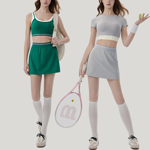 Set da allenamento Yiyi Beauty per donna, pantaloncini con fodera antiscivolo fresca e traspirante, gonna da tennis a trapezio, set 2 pezzi. - Product Image 1