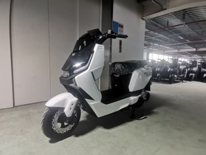 Scooter Elettrico M75, <span class=keywords><strong>Moto</strong></span> Elettrica ad Alta Velocità, Motocicletta Elettrica Mr Strong Omologata per Strada, E-bike - Product Image 5