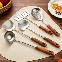 Ensemble de cuisine 5 pièces en titane pur, durable, sûr et résistant aux hautes températures, comprenant Spatule, Louche, Écumoire, Cuillère, finition poli cristal nacré