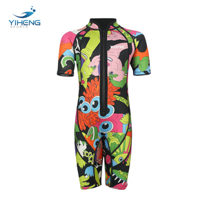 <span class=keywords><strong>Traje</strong></span> de <span class=keywords><strong>Neopreno</strong></span> de Manga Corta de 2 mm para Niños, Impermeable, Protección Solar, Bonito y Colorido, <span class=keywords><strong>Traje</strong></span> de Baño Estampado para Niños - Product Image 4