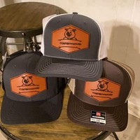 Gorra Trucker Negra Lisa de Alta Calidad con Logo Personalizado Estilo Richardson 112