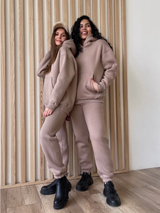 ODM ชุดกีฬาผู้หญิงแบบสองชิ้น, ชุดออกกำลังกายแบบสองชิ้นทรงหลวมแขนยาวมีฮู้ดกระเป๋าจิงโจ้กางเกงกีฬายืดได้ - Product Image 2