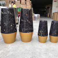 Vases de sol modernes en acier inoxydable plaqué or faits à la main, pots de plantes extra larges, jardinières commerciales pour hôtels et restaurants