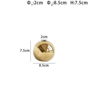 Vaso in ceramica a sfera dorata - Product Image 3