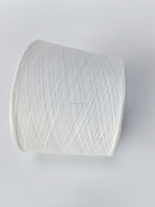 Anillo <span class=keywords><strong>de</strong></span> hilo <span class=keywords><strong>de</strong></span> poliéster reciclado hilado con vórtice certificado Ne50/1 GRS hilado con precio barato para tejer y tejer - Product Image 6