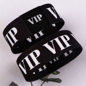 สายรัดข้อมือยางยืดแบบกำหนดเอง สายรัดข้อมือ VIP พร้อม NFC RFID สำหรับผู้ชาย ผู้หญิง สายรัดข้อมือสำหรับเล่นกีฬา กำไลข้อมือยางยืด - Product Image 4