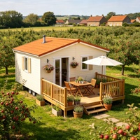Mini-maison préfabriquée sur remorque avec design étanche à énergie solaire pour usage agricole, verger ou centre commercial