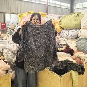 China Factory Jinmao Wholesale High Class Premium <strong>90s</strong> Style Light up Fashion Flash Sweater Winter Used <strong>Clothes</strong> in Bales Mixed - Product Image 5