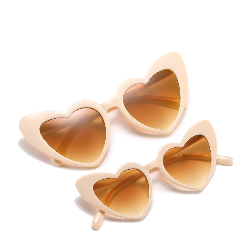 Beige Heart Shape Mommy และ Me แว่นตากันแดด