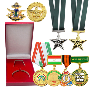 Изготовленный на заказ металлический значок 3D литой мягкий эмалированный значок на лацкане эмблема корпоративные почетные значки наградная лента медаль - Product Image 4