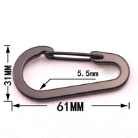 Mousqueton en alliage d'aluminium noir mat de 61 mm en forme de gourde avec logo personnalisé, ressort plat durable pour le camping