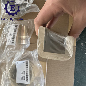 Zapata Guía de Alta Calidad para Cat 117-2244, Correa Resistente al Desgaste 1172244, Apta para Motoniveladoras Modelo 24H 24M 24, Grosor de 48 mm - Product Image 5