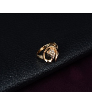 Kadın lüks 4-Piece brezilyalı suudi 18K altın Dubai gelin takı seti alaşım alyans parti bilezik altın afrika moda - Product Image 6