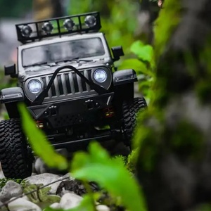 รถบังคับวิทยุ MN-128 2.4G 4WD RTR ขนาด 1/12 สำหรับปีนป่ายและวิ่งออฟโรด พร้อมไฟ LED ที่ชาร์จ และสาย USB ระยะควบคุม 50 เมตร 4 ช่องสัญญาณ - Product Image 6