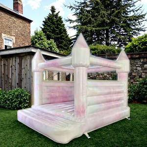 Aurora - Vente flash - Petit trampoline commercial écologique en PVC, taille/couleur personnalisable, trampoline pour tout-petits, château gonflable tie-dye blanc - Product Image 1
