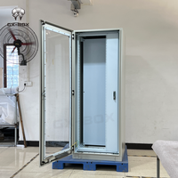 Armoire de serveur extérieure sur pied IP65, coffret métallique personnalisé pour distribution électrique, boîtier en acier pour applications automobiles